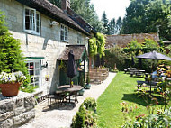 Riverbarn inside