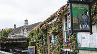 The Quarrymans Arms outside