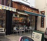 Pizzaface outside