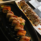 Jadore Sushi inside