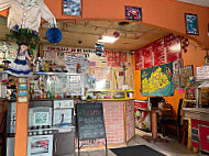 Taqueria El Salva Mex food