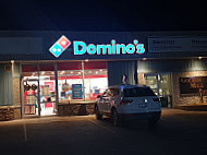 Domino's Pizza outside