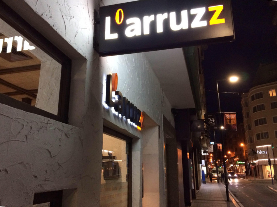 restaurant image