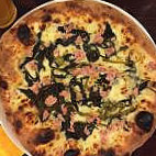 Tortuga Beer Pizza food