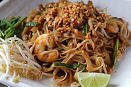 Lemongrass Thai on Chevron food