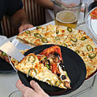 Round Table Pizza food