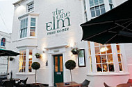 The One Elm inside