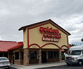 Golden Corral Buffet Grill outside