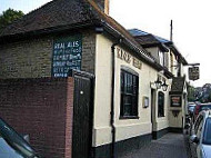 Kings Head At Kingsdown outside