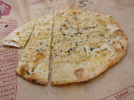 Mod Pizza food