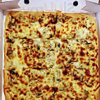 Pizza Uno food