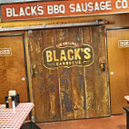 Black's Barbecue Lockhart inside