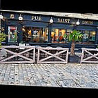 Pub Saint Louis outside