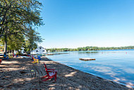 Bayview-Wildwood Restaurant outside