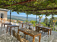 La Pinede Hotel Restaurant inside