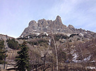 Auberge du Pont de l'Alp outside