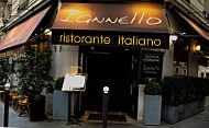 Iannello outside