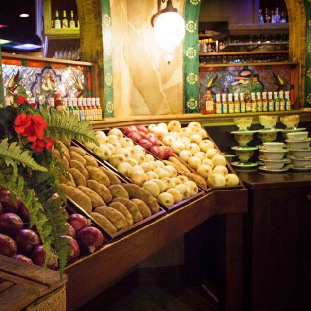 restaurant image
