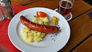 Munchen`s Kleinste Gaststatte food