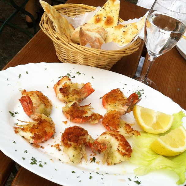 restaurant image