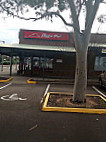 Pizza Hut Para Vista outside