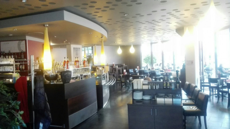 restaurant image