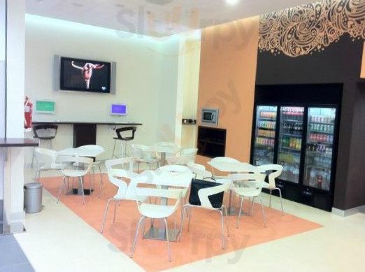 restaurant image