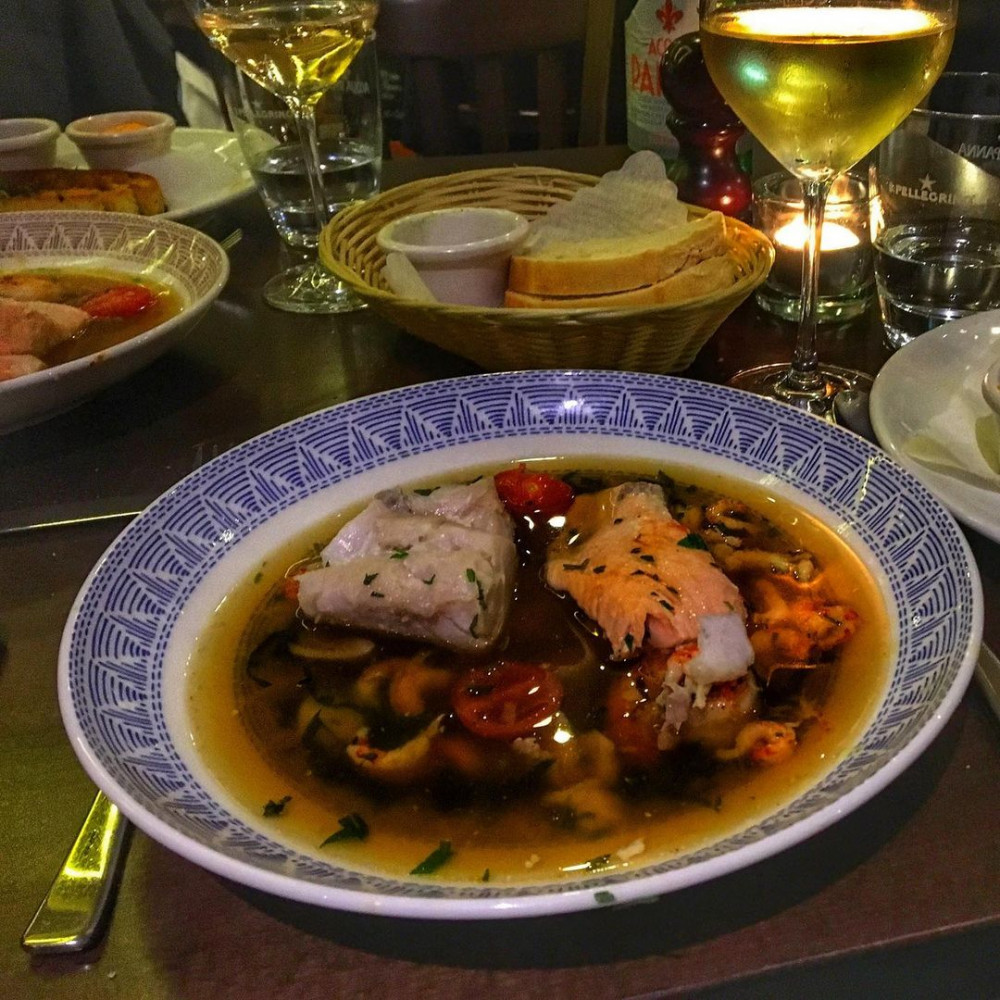 restaurant image