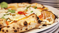 Can Pizza Badalona food