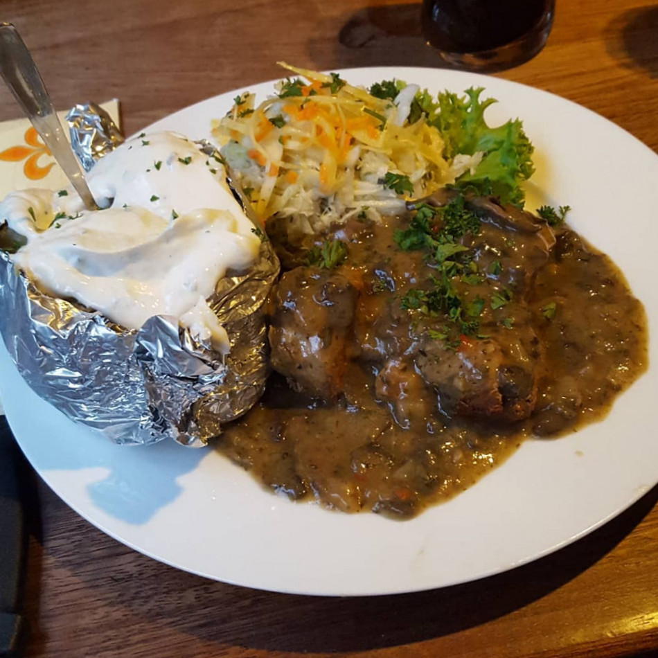 restaurant image