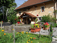 Auberge du Tilleul outside