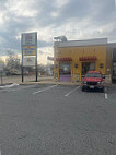 Long John Silver's Taco Bell outside