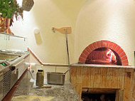 Pizzeria Vesuvio food