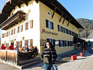 Gasthof Auerwirt outside