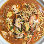 Kedai Tomyam Lamah D' Corner food