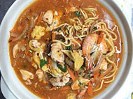 Kedai Tomyam Lamah D' Corner food