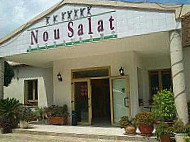 Nou Salat outside