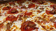 Bruno's Pizza food