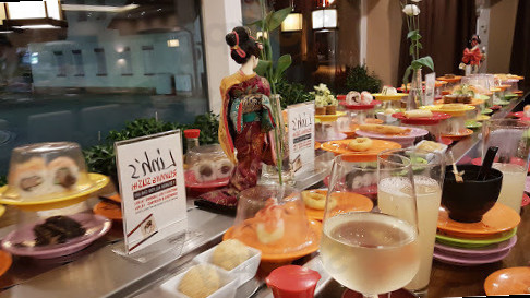 restaurant image