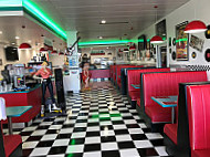 RJ's Rock 'n' Roll Diner food