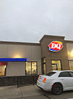 Dairy Queen outside