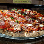 Folino's Wood Fired Pizza Shelburne food