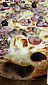 Monti Pizzas Artisanales food