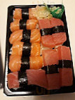 Sushi Roller's food