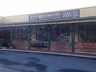 Zia's Ristorante outside