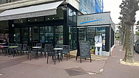 Bbm Cafe inside