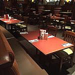 Boston Pizza inside