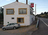 Bar Restaurante La Rivera inside