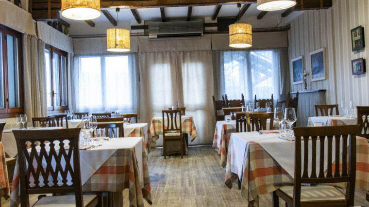 restaurant image
