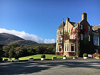 Enniskeen Country House And outside